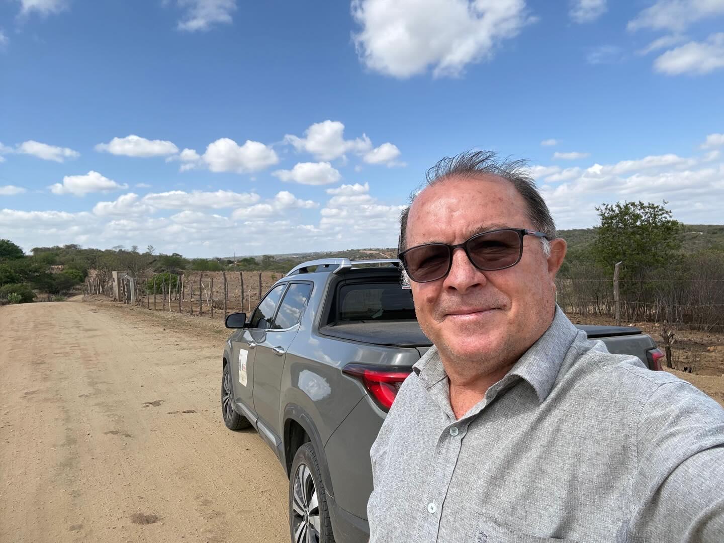 Ceninha Lucena inicia parceria com DER/PB para projeto da estrada entre Bonito de Santa Fé e Serra Grande