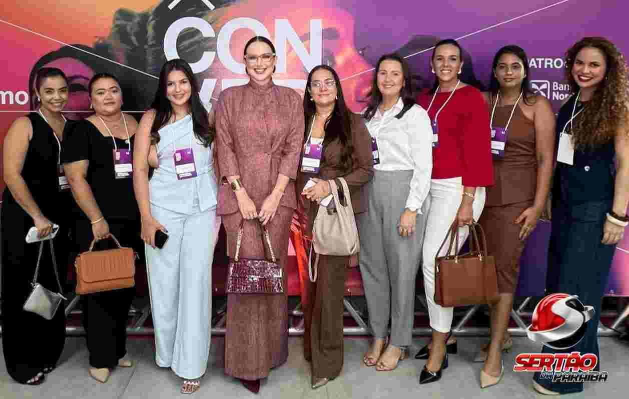 Prefeita Denise Bayma se consolida como liderança feminina no municipalismo paraibano