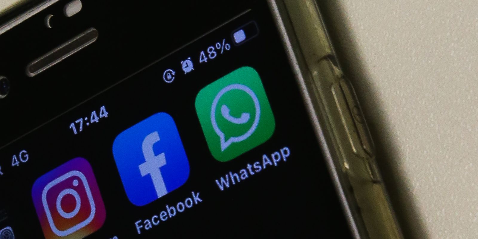 Febraban alerta sobre golpe do falso emprego que visa roubar dados e dinheiro