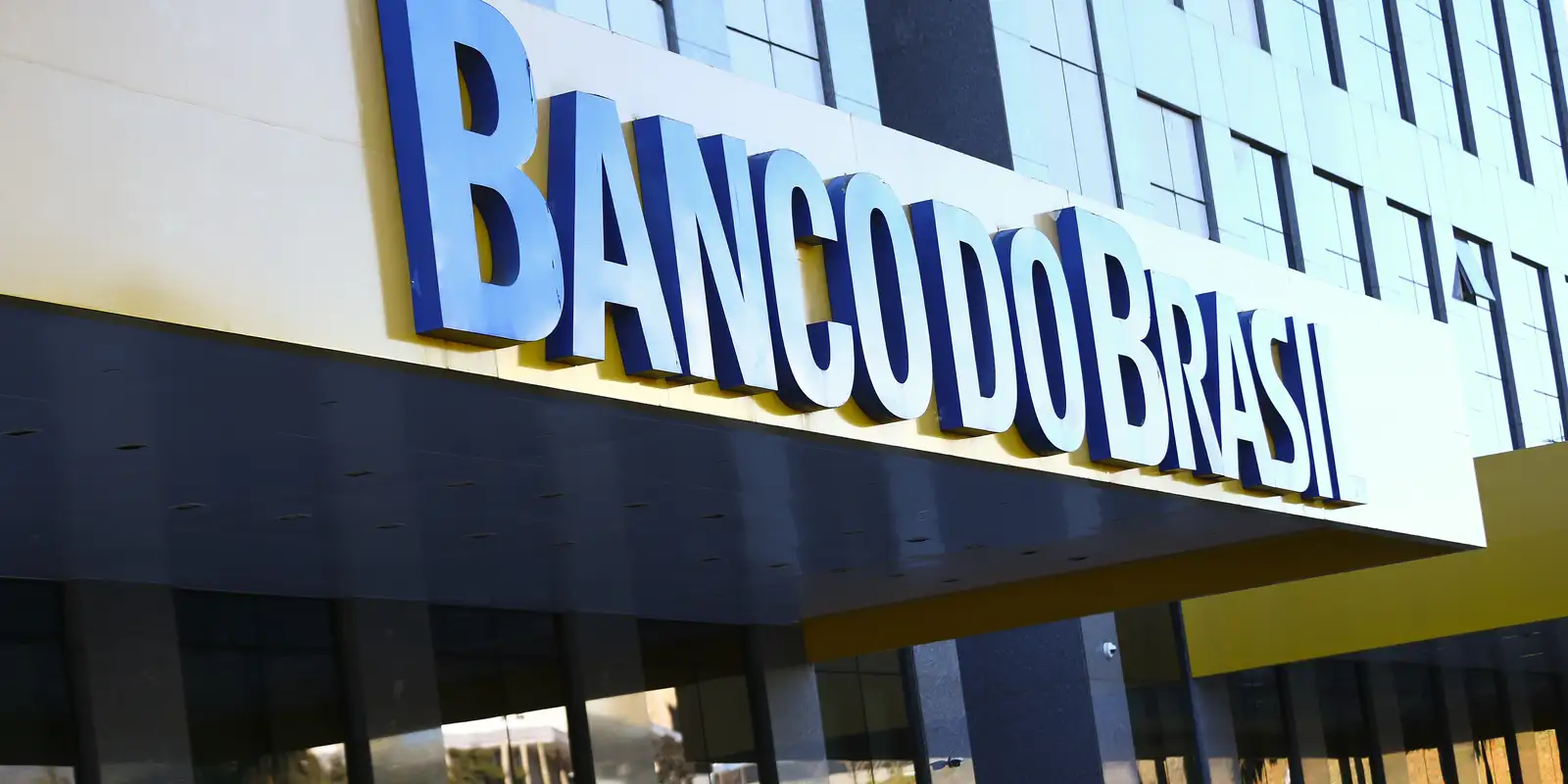 Lucro do Banco do Brasil recua 54% diante de crise no setor agro