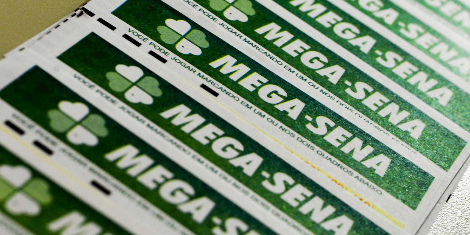 Mega-Sena acumula e prêmio principal alcança R$ 60 milhões