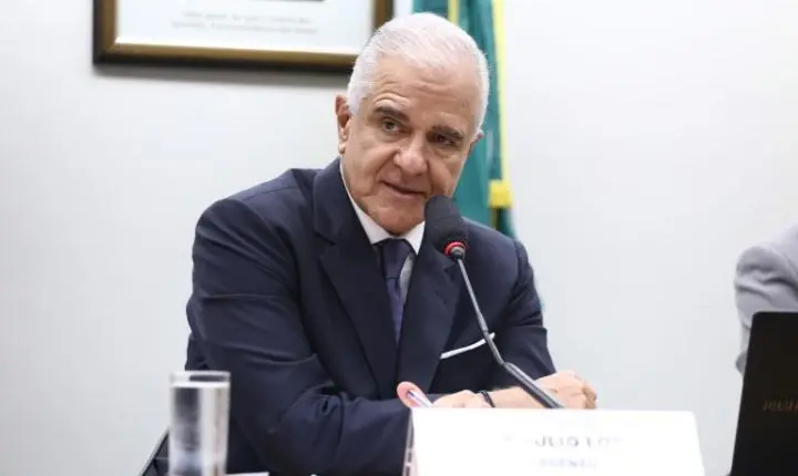 Frentes parlamentares criticam fim do imposto de importação e alertam para concorrência desleal